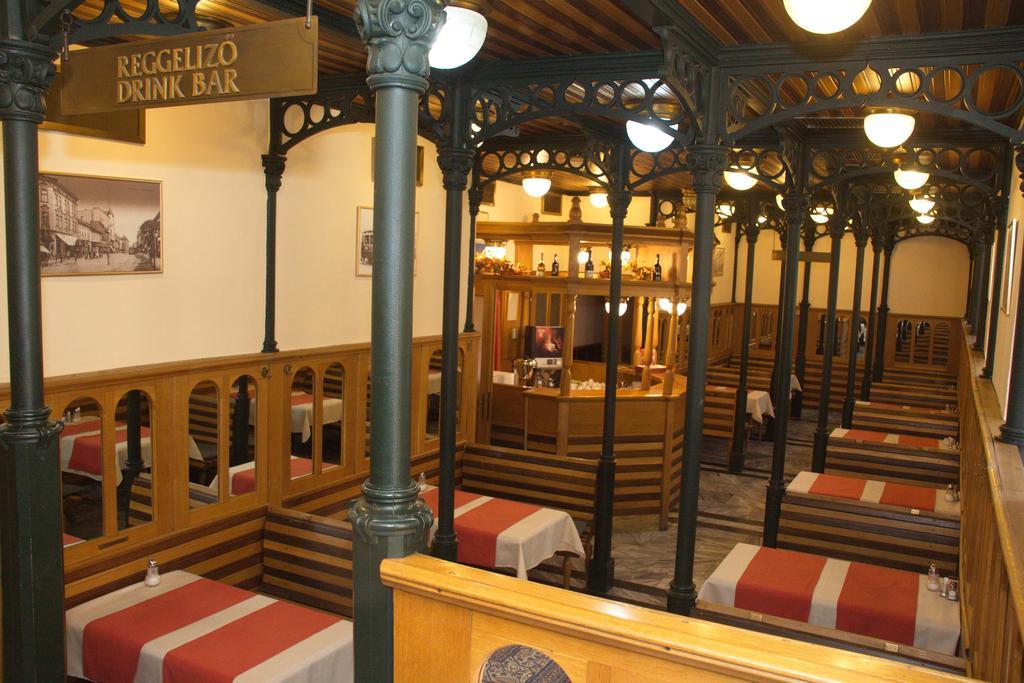 Hotel Pannonia 미슈콜츠 외부 사진