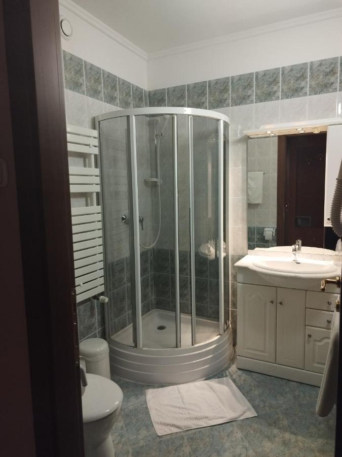 Hotel Pannonia 미슈콜츠 외부 사진