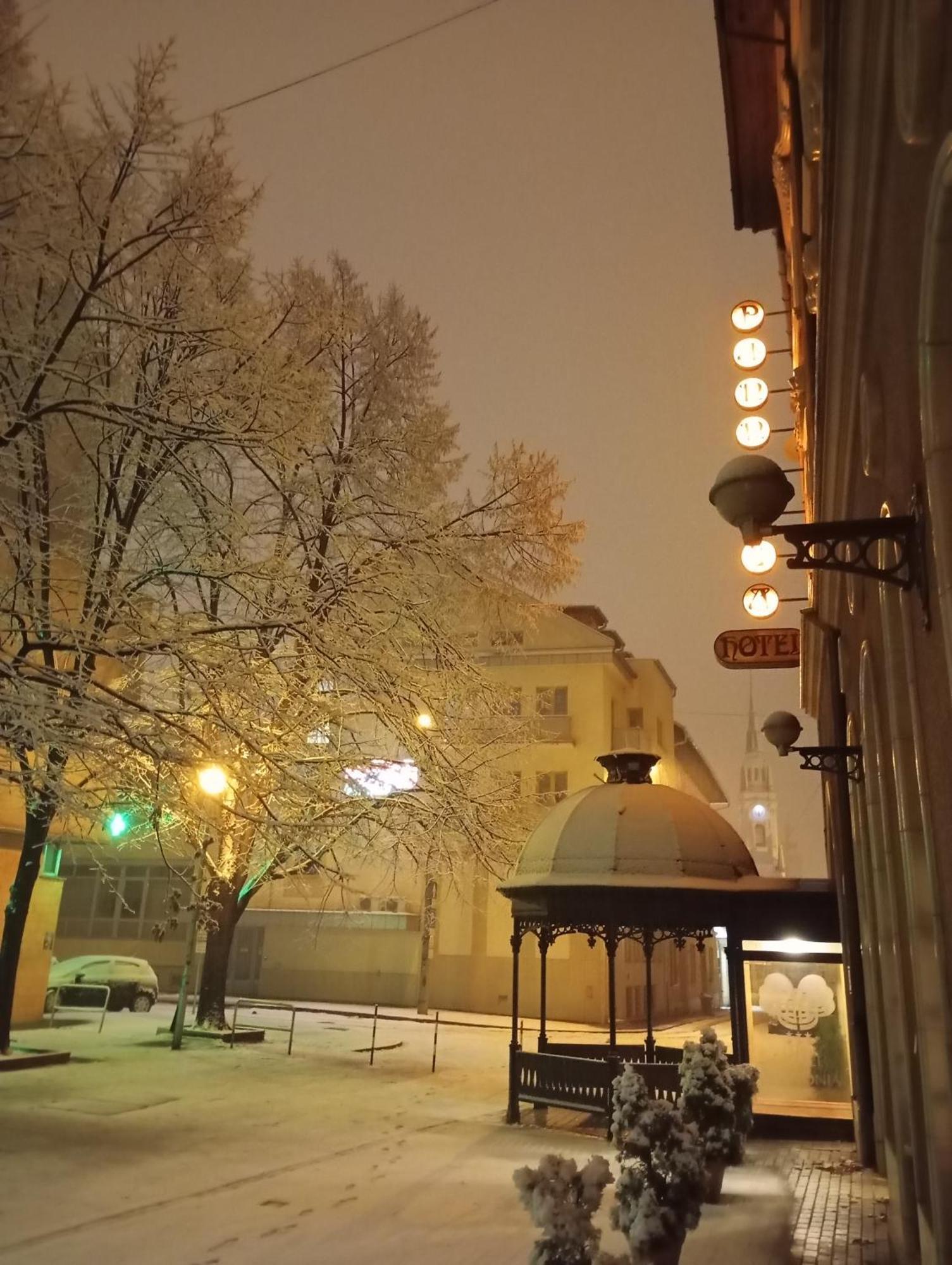 Hotel Pannonia 미슈콜츠 외부 사진
